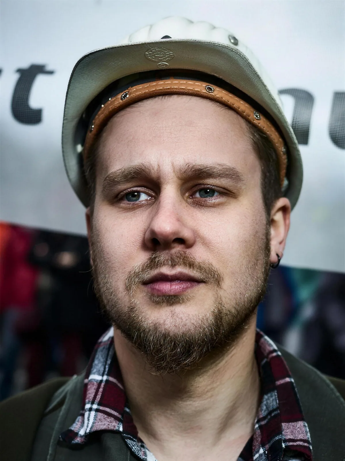 IG Metall — Steelworkers — 04